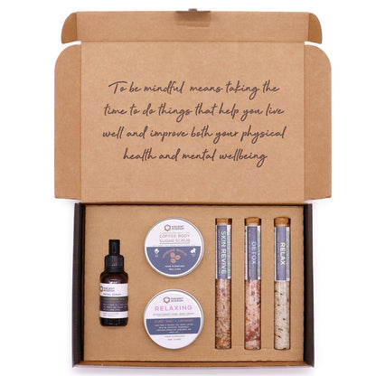 Set cadou de îngrijire - Mindful Moments – cutia deschisă cu produsele incluse